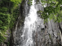 滝つぼから大倉滝